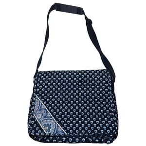 Vera Bradley Nantucket Navy Messenger Bag - Excellent!